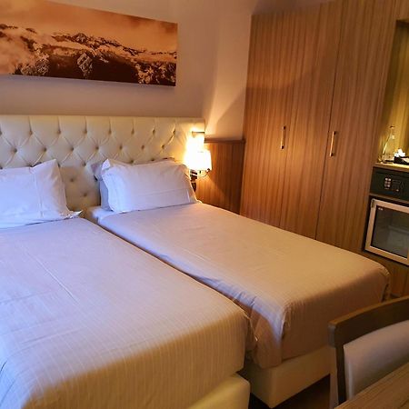 Hotel Garni Cristallo Ponte Di Legno Szoba fotó