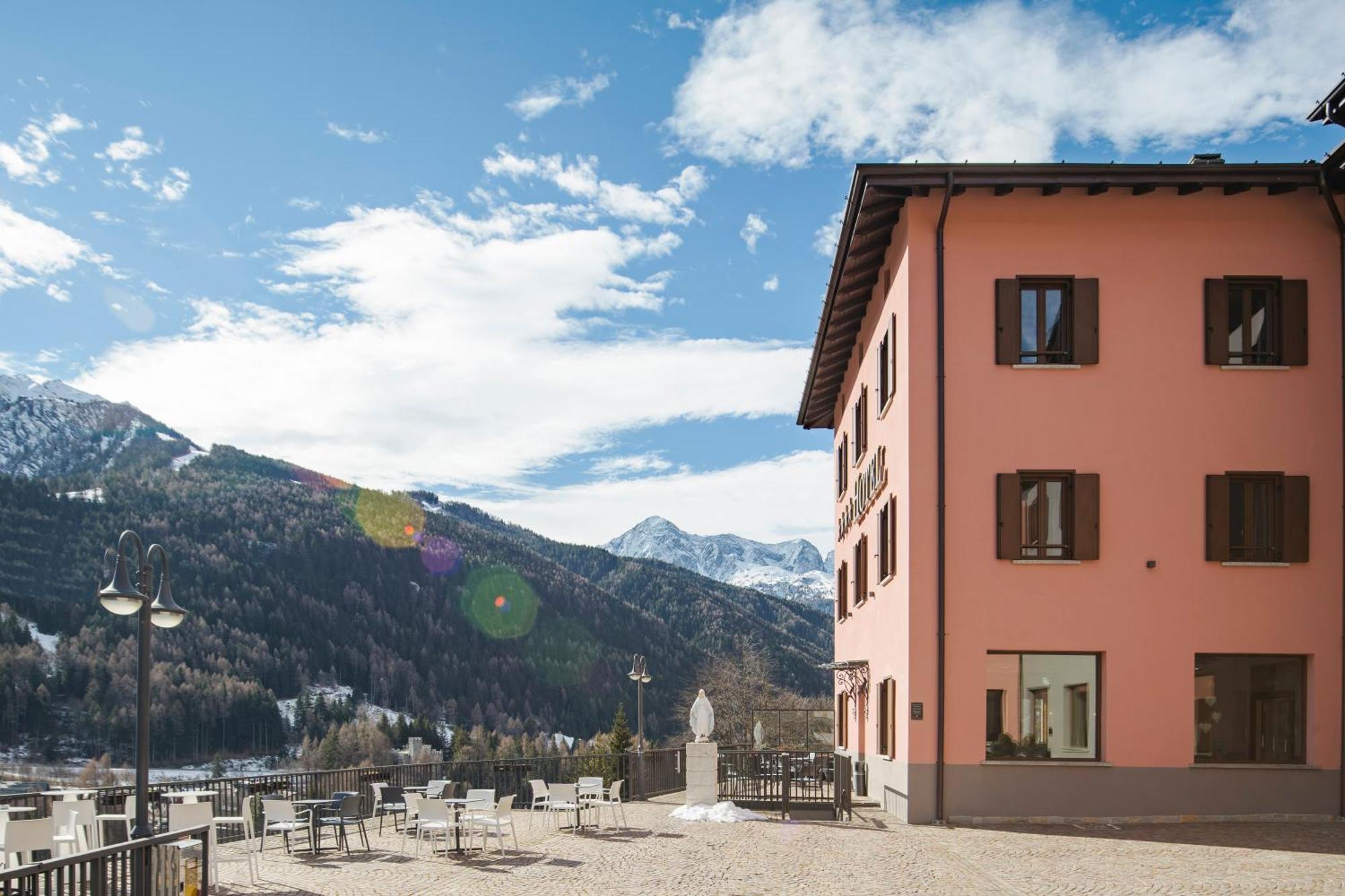 Hotel Garni Cristallo Ponte Di Legno Kültér fotó